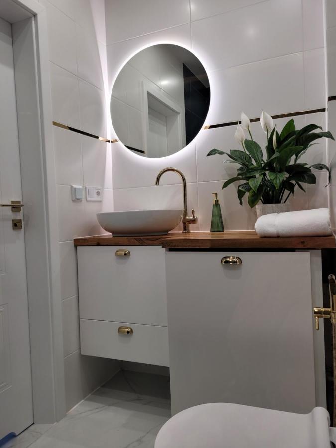 Apartament w Centrum Równa 10 Kielce Zewnętrze zdjęcie